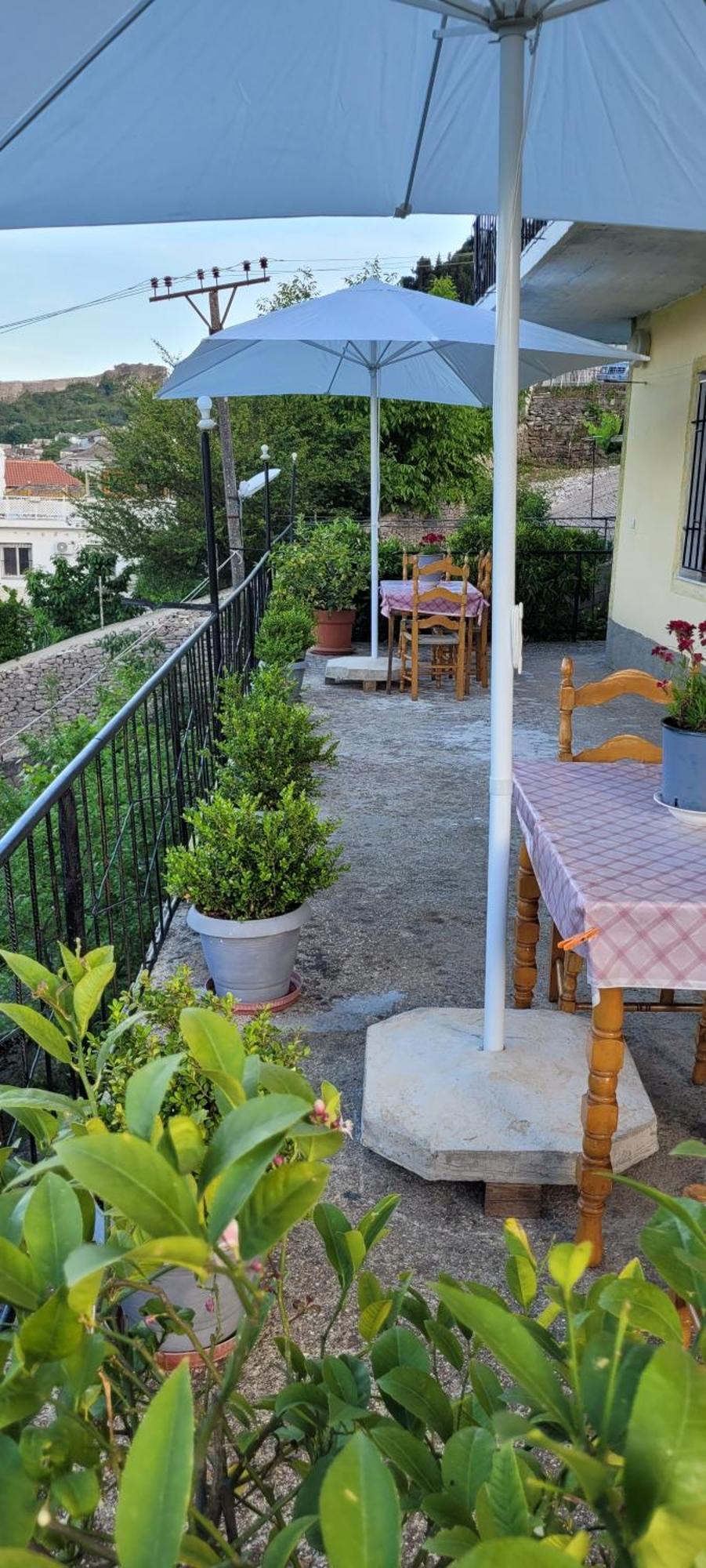 Guesthouse Recka Gjirokastra Zewnętrze zdjęcie