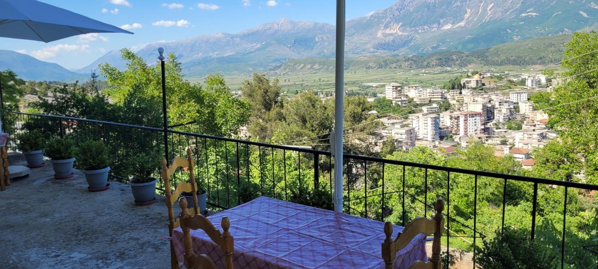 Guesthouse Recka Gjirokastra Zewnętrze zdjęcie